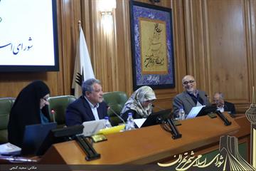 حسن خلیل آبادی در نطق پیش از دستور بیان داشت: 2-168 تهران برای تبدیل شدن به مقصد گردشگری مسیر طولانی پیش رو دارد